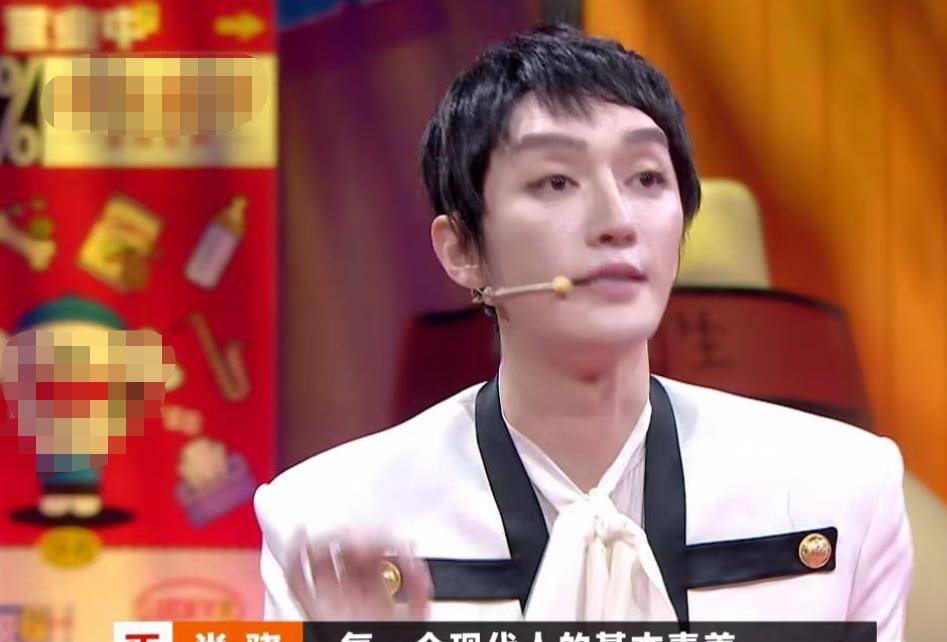 下巴明星频翻车医美需谨慎!有人脸变充气气球,有人下巴变天气预报