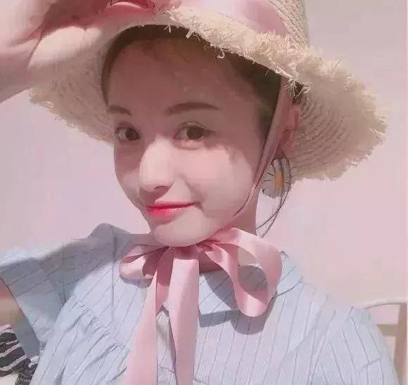曲线林依晨现在这个认不出的脸，代表了可爱风妹子衰老后的普遍样子？