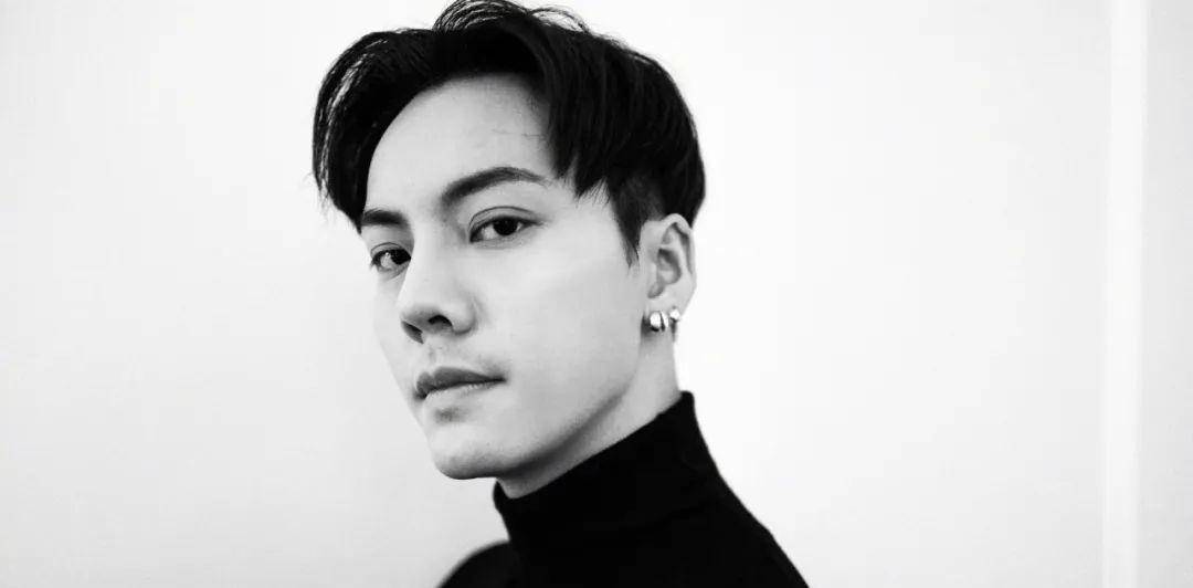 鹅蛋脸想要学陈伟霆的挑眉杀？修出好看的眉型你也可以！