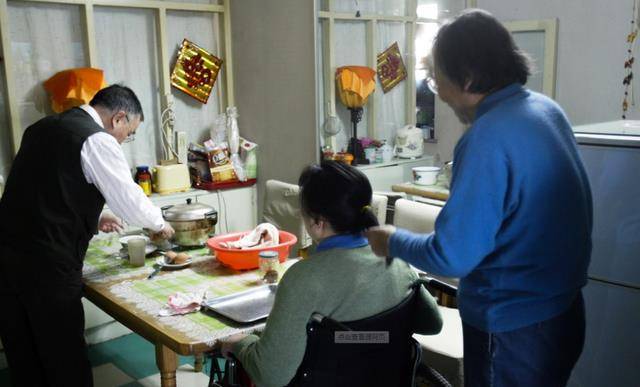 清华才女朱令:因得罪室友被下毒,现今48岁的她只有7岁的智商!_父母_一