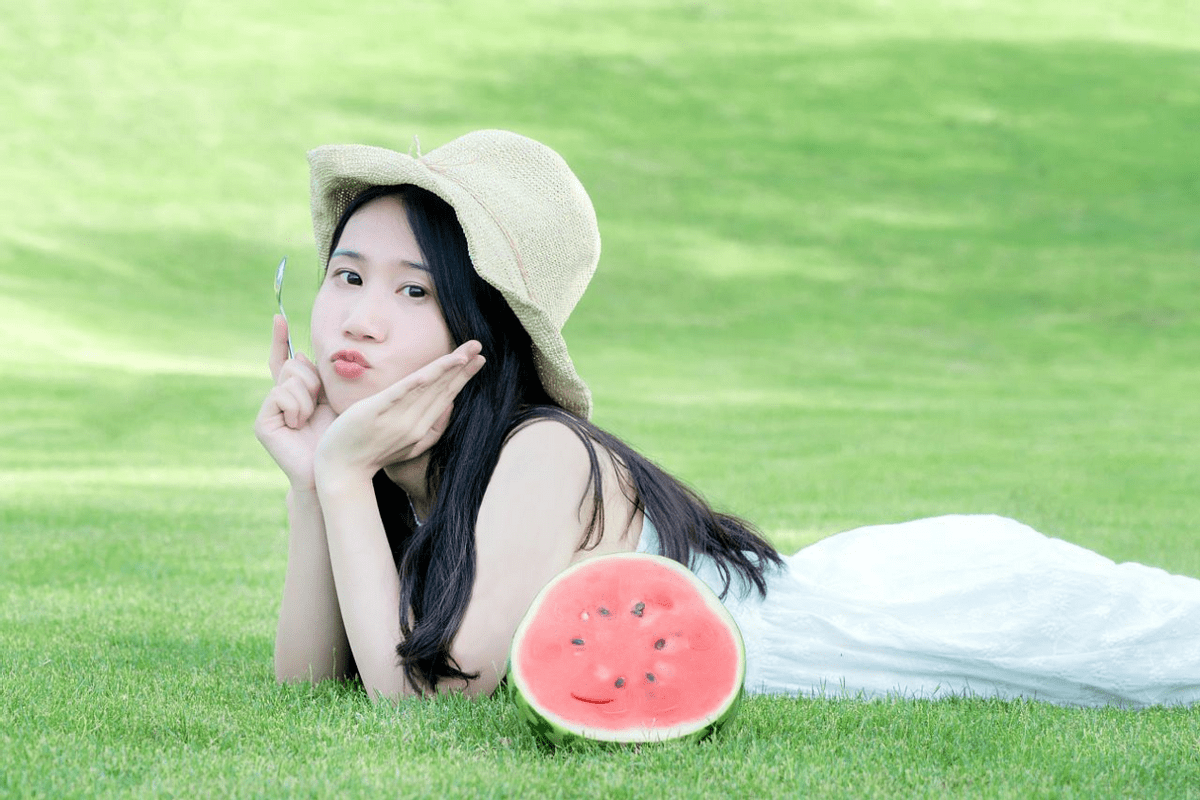 最简单的小清新日系人像后期,ps和手机都能调出来!