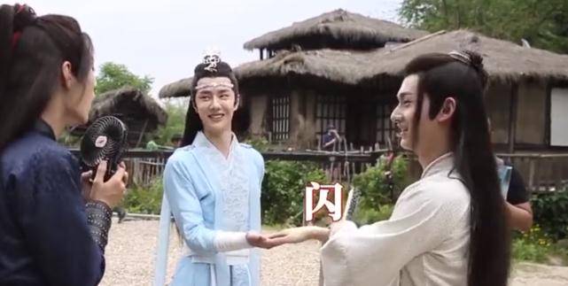 陈情令 花絮比电视更有看头 王一博片场被 欺负 肖战反应亮了 时候 游戏 方的