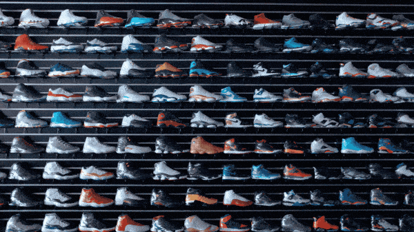 北美鞋王夏嘉欢花90万买一双球鞋是球鞋文化还是黄牛炒作