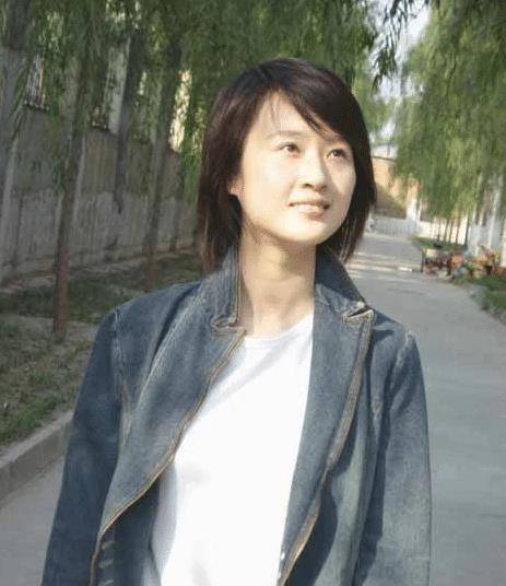 储智博(饰演徐木匠)徐木匠,是电视剧《走西口》中的角色,由储智博扮演