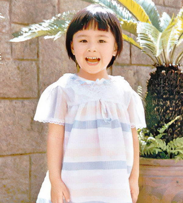 正是由于这个原因,阿娇小时候没有几个真正的朋友.