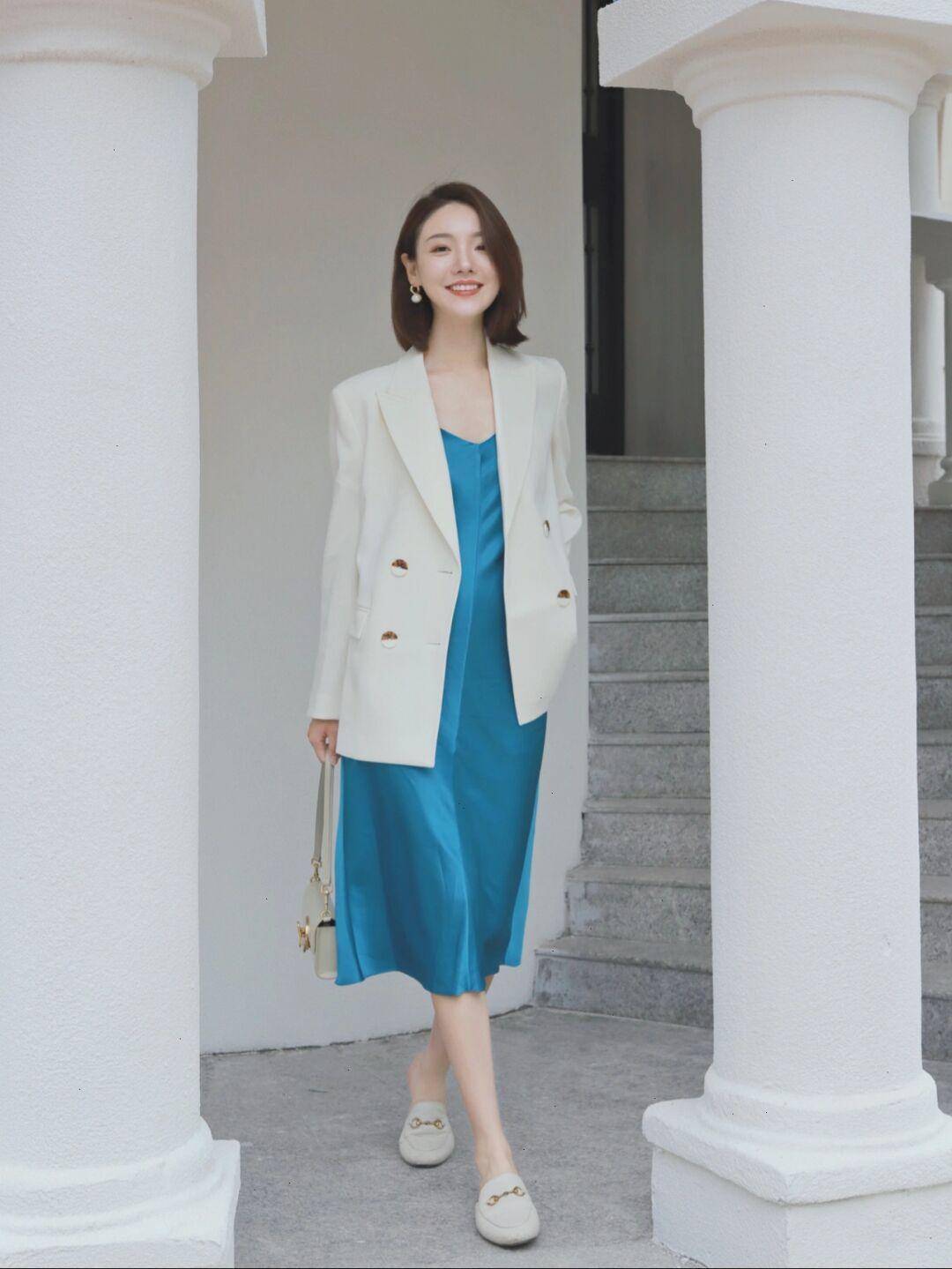 显得 黑白西装别乱穿,春天建议这样搭配,轻松打造非凡魅力