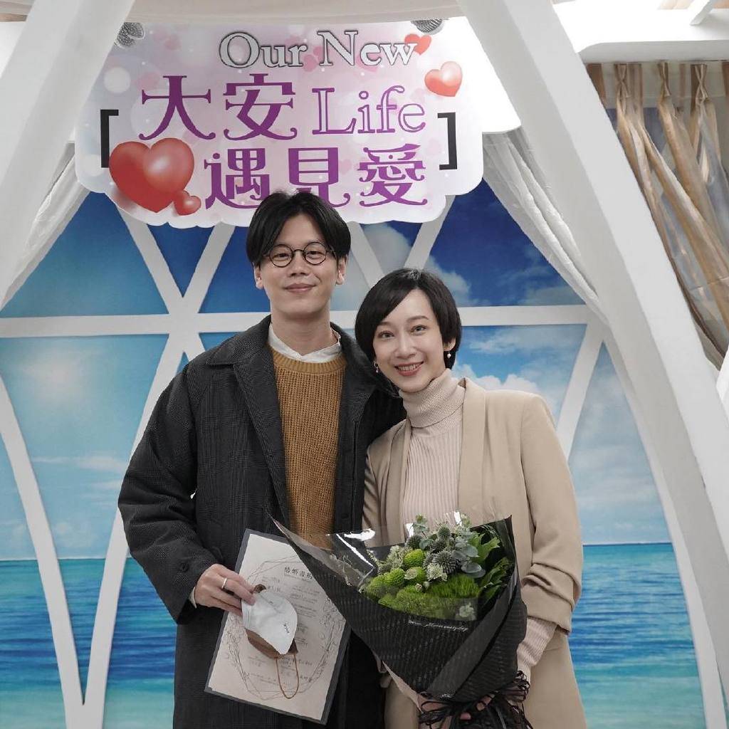 原创林涵登记结婚老公是声子虫乐队的贝斯手q两人交往5年终于领证