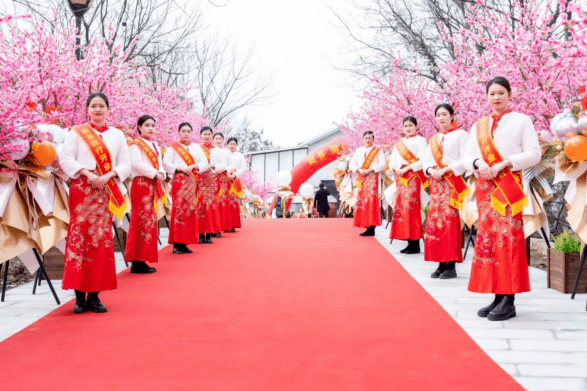 曾国「越爱越精彩，一起向未来」南京美多博仁盛大开业