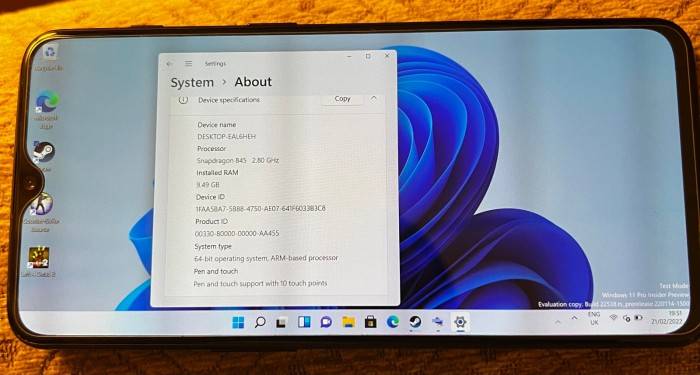智能机|网友展示在一加6T上启动并运行的Windows 11操作系统