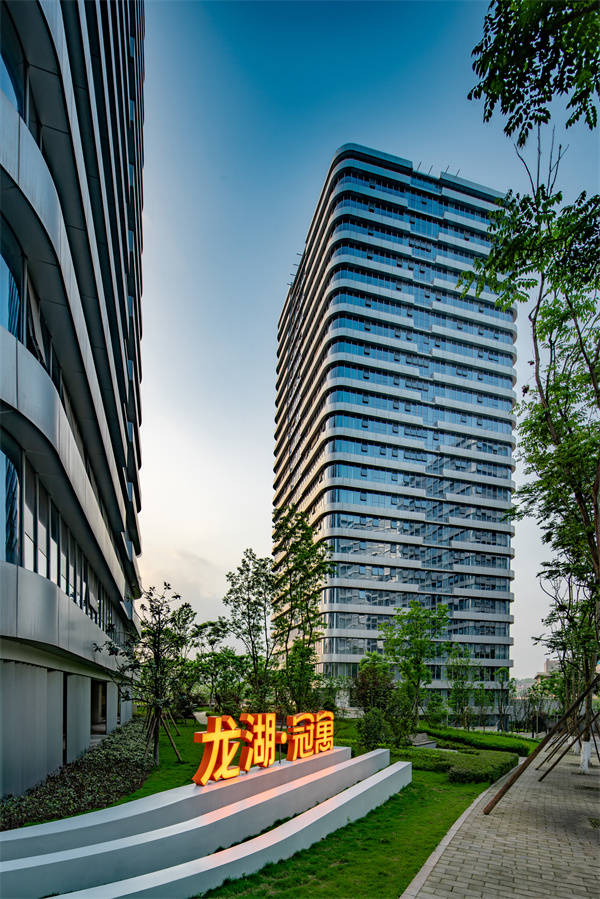 龙湖冠寓在龙华区,龙岗区均有长期人才房合作项目,累计纳入人才房房源