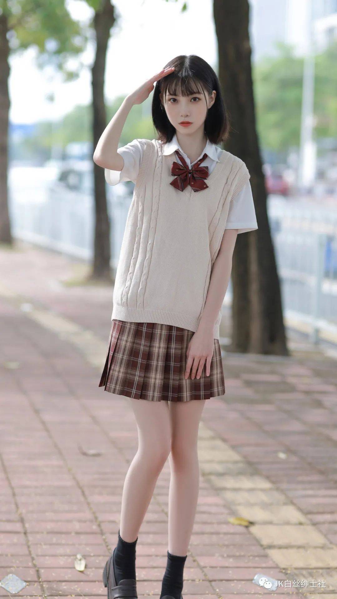 jk少女你是落日弥漫的橘天边透亮的星