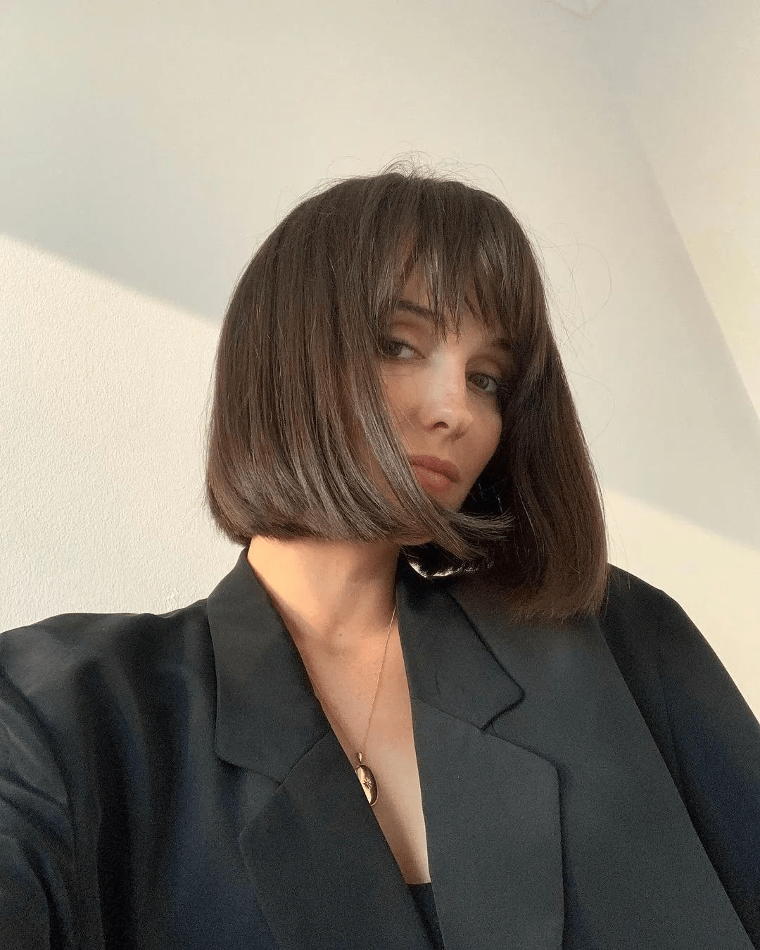 发型那些剪了短发的女明星们，为什么都留不长了？