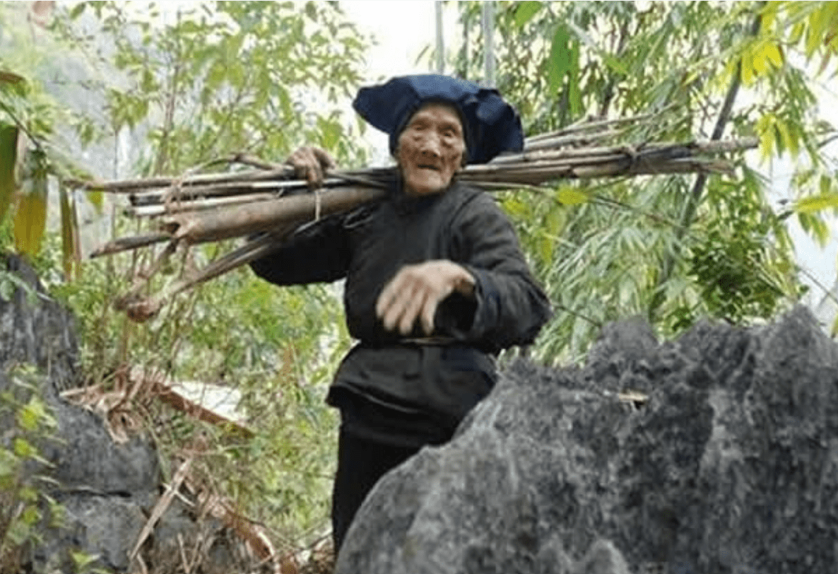 广西128岁老人罗美珍横跨3个世纪61岁生子吉尼斯记录却不认可