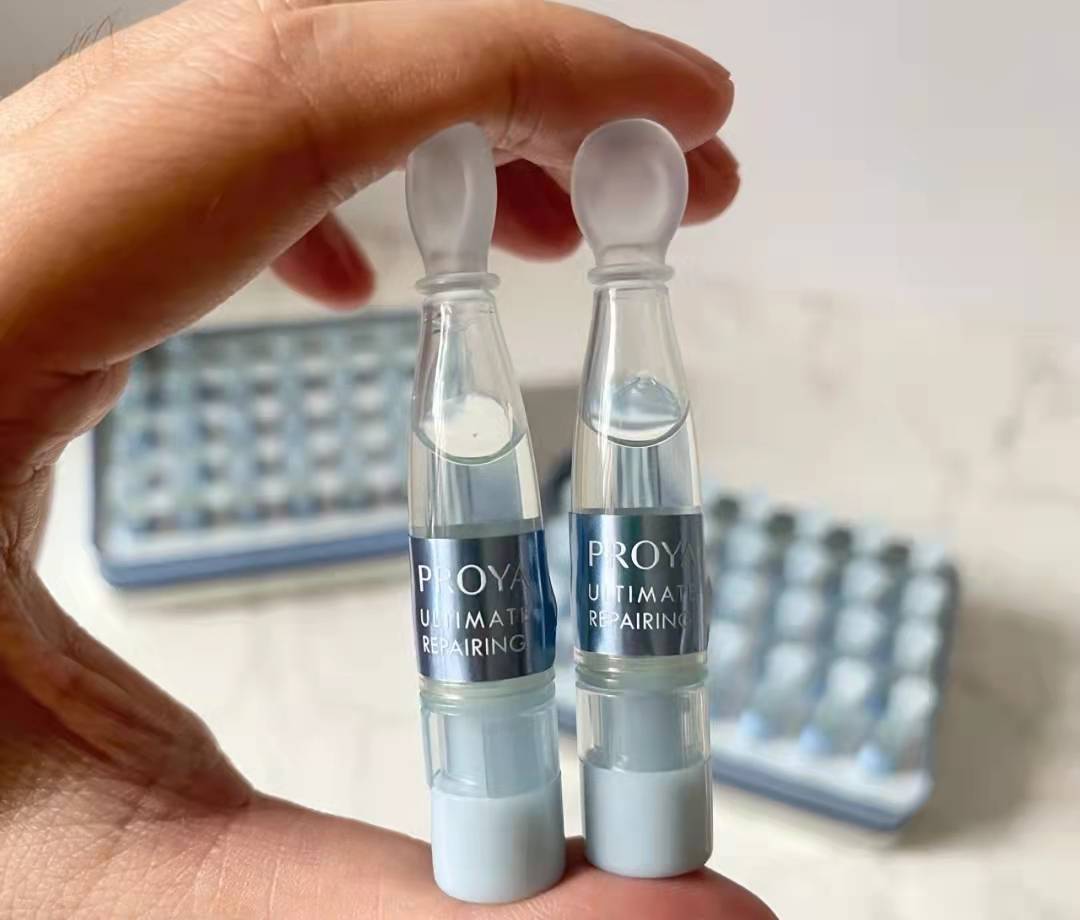 功效近期被热捧的“次抛精华”真的好用吗？来看看这款国货的表现吧！