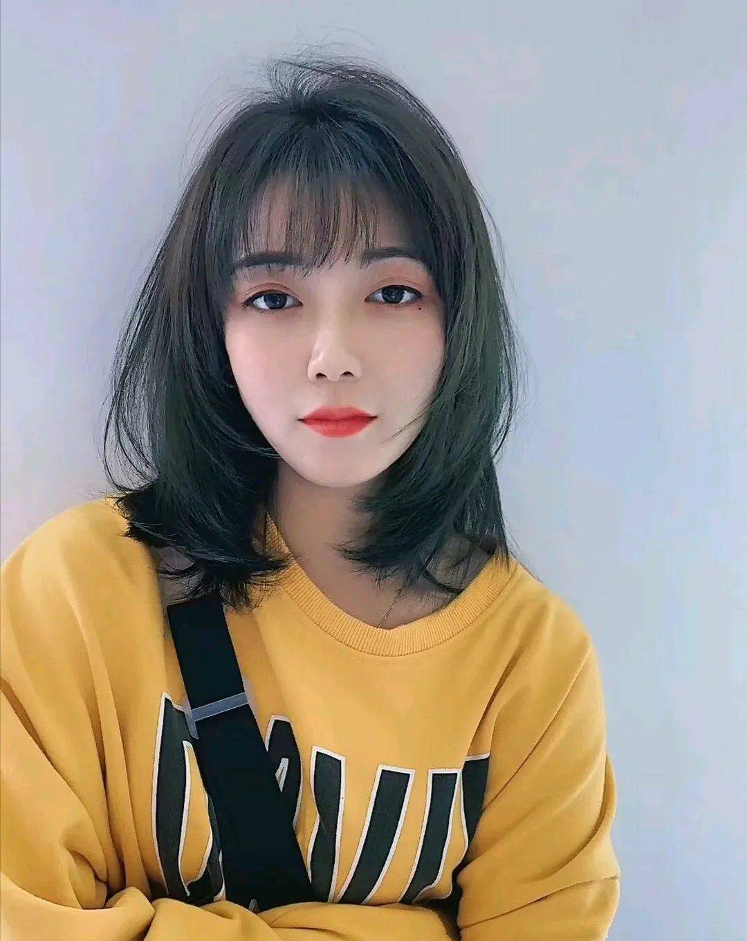 农历农历二月二龙抬头，是该剪剪头发了，女发就选这4种