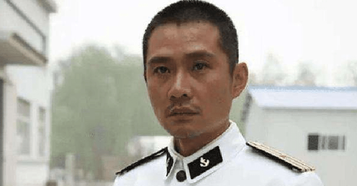父母爱情:老丁在娶妻上缺少底气,是因为他比江德福少层"身份"_安杰_炮