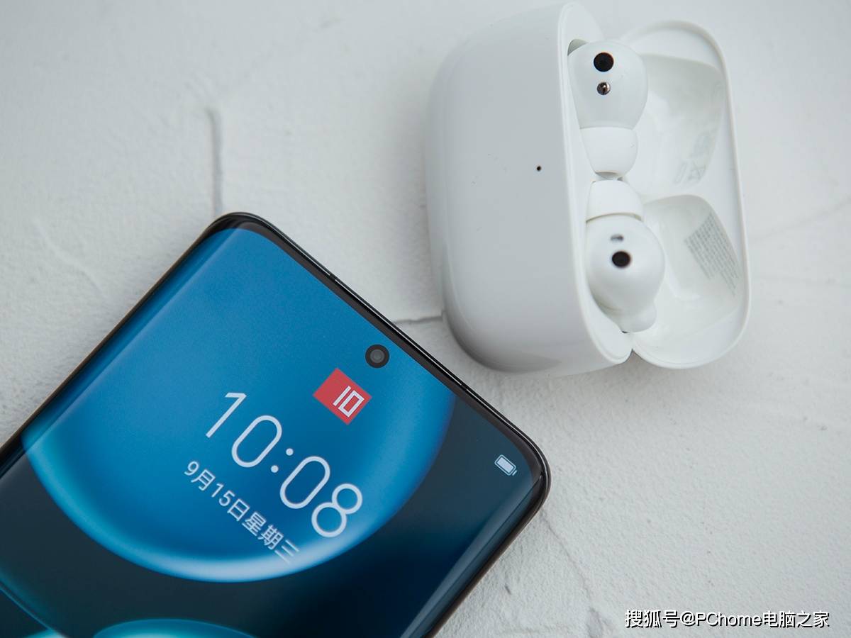 荣耀Magic4屏幕体验：行业首款LTPO+高频PWM调光