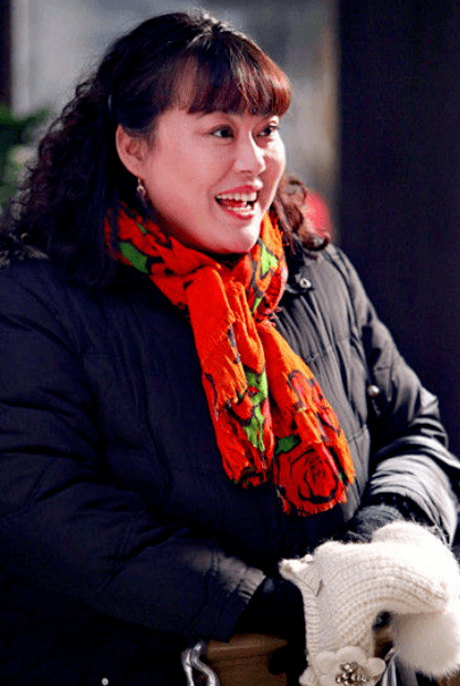 原创你以为是乡村大妈年轻却貌美如花这些女星形象反差太大了