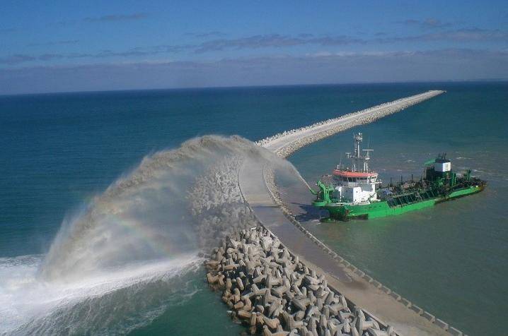 福建挖山填台湾海峡图片