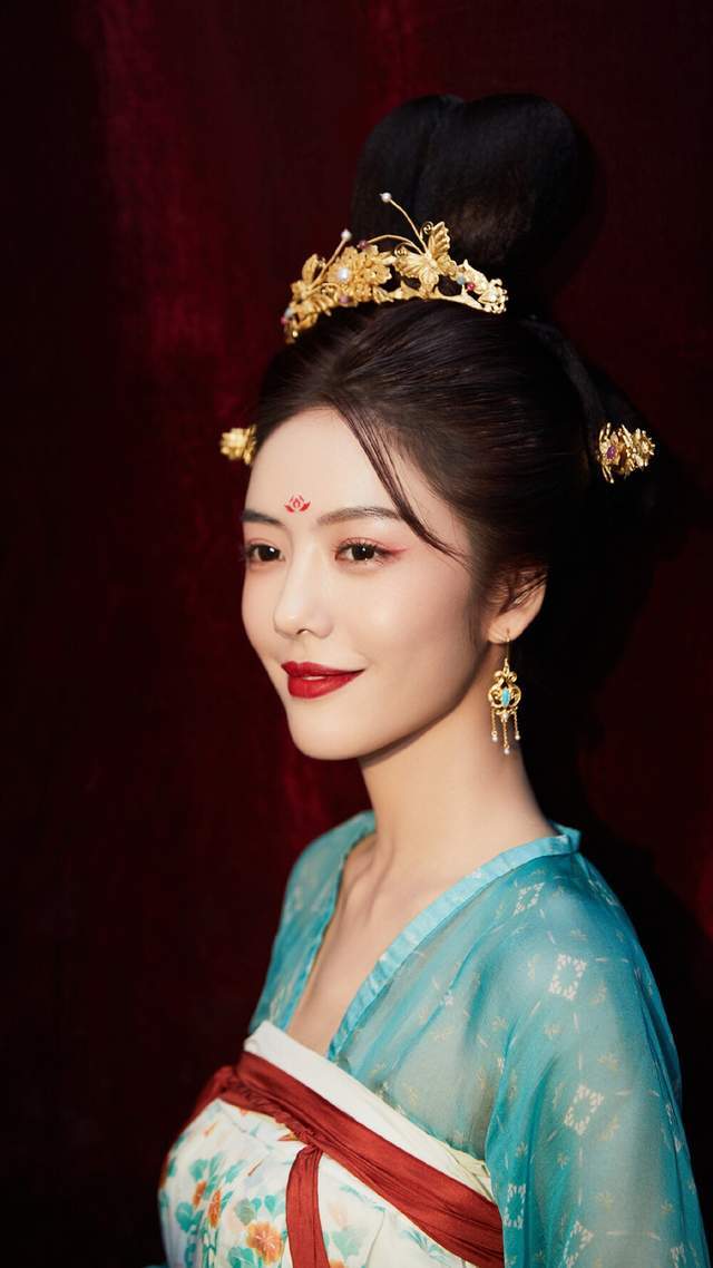 美人5位被造型耽误的古装美人！综艺里很惊艳，剧里怎么就一般般呢