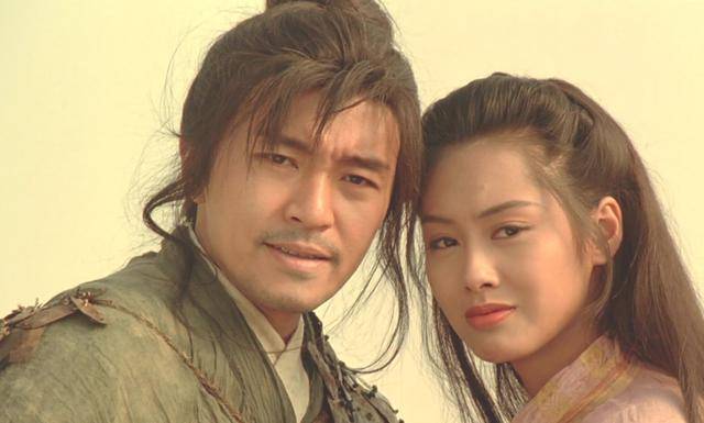 在一九九二年,《逃学威龙2》成了朱茵与周星驰相识的契机,后来他们