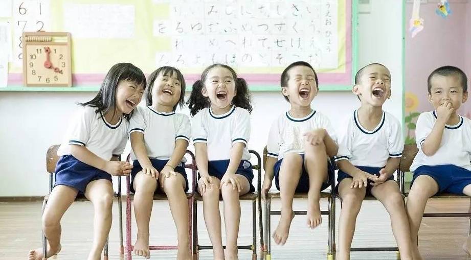 独立|幼儿园老校长坦言：开学第一天不哭的娃，大多来自这3种家庭
