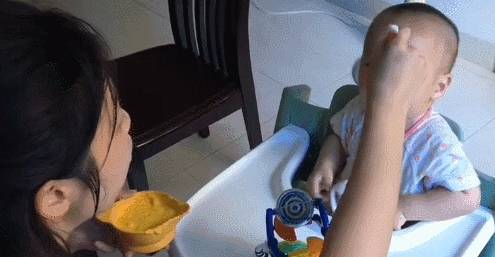 食谱|美国研究证实：“三段”奶粉没必要给孩子喝，再让喝多半居心不良