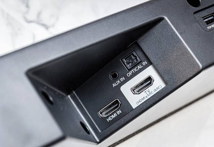 与普通入口soundbar相比,通常只有一组hdmi arc/earc端口,dht-s517