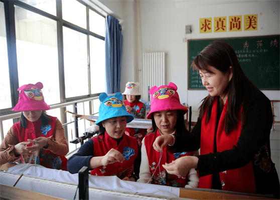 王秀萍|宝鸡千阳:非遗迎“三八” 巾帼在行动