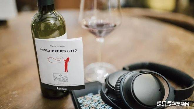 施安|最惊艳的葡萄酒瓶设计，爱喝酒的快看