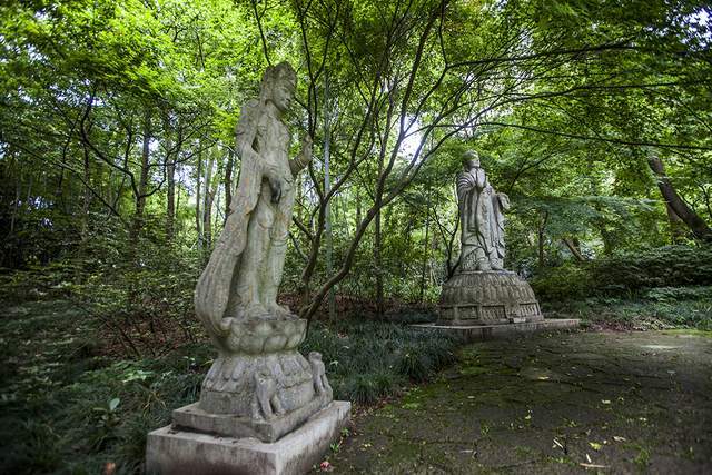 寺庙|杭州旅行必打卡景点之一，藏在西湖群山中，门票70元还很多人去