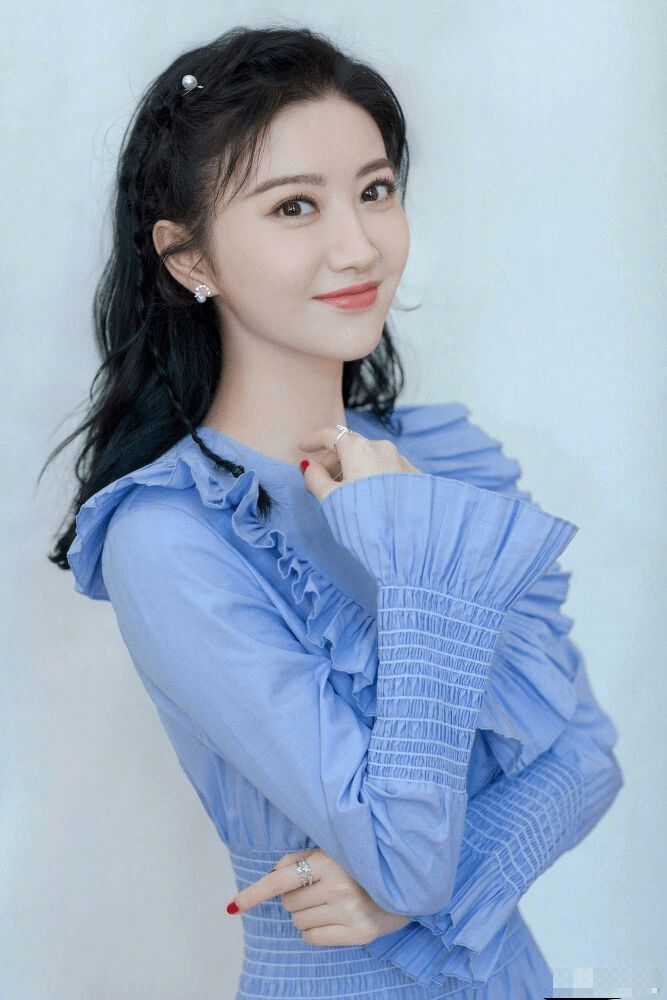 何穗惊艳高清写真大片 945664083ac64ed4a01032da2caee227.png