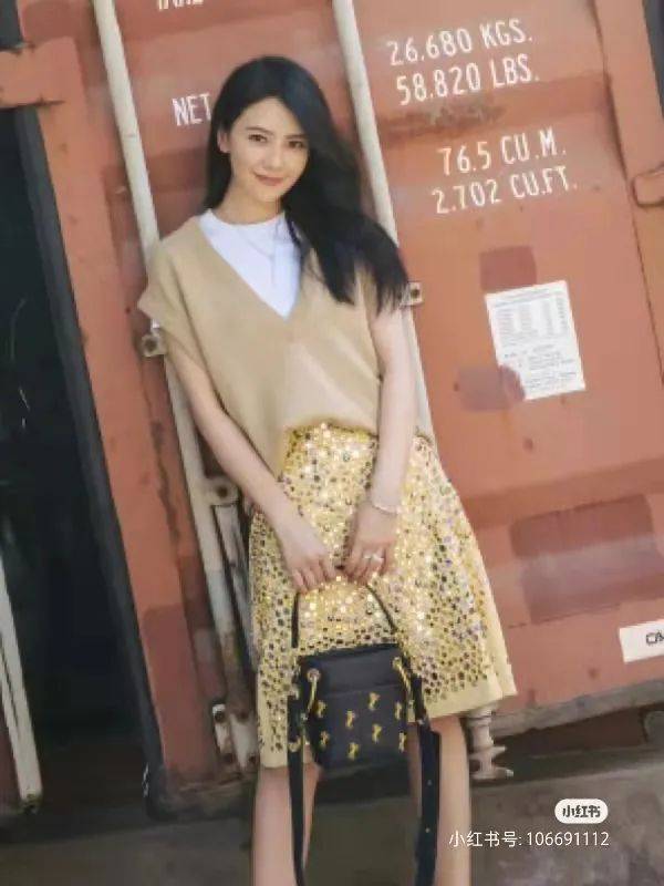 卫衣 避坑指南：叠穿的5种正确打开方式，高级时髦又舒适