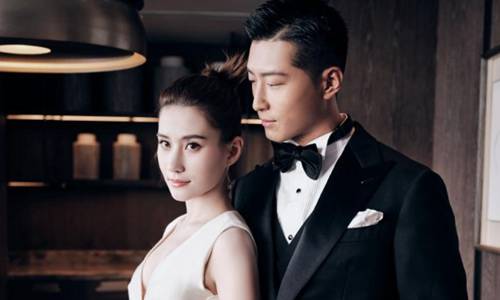 据报道表示,窦骁何超莲被曝奉子成婚,大方公开何超莲为老婆,甚至连