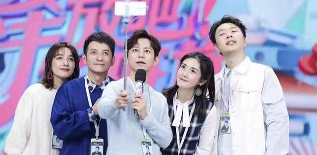 谢娜——|《快本》停播后,快乐家族行为遭观众解读,从这2大场景看……