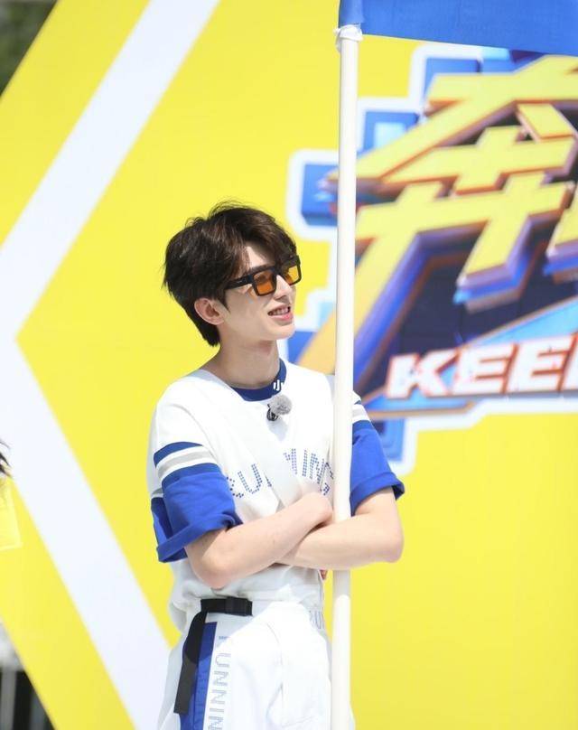 官宣|奔跑吧第十季大换血，还记得跑男家族这些年的过往么？回忆杀满满