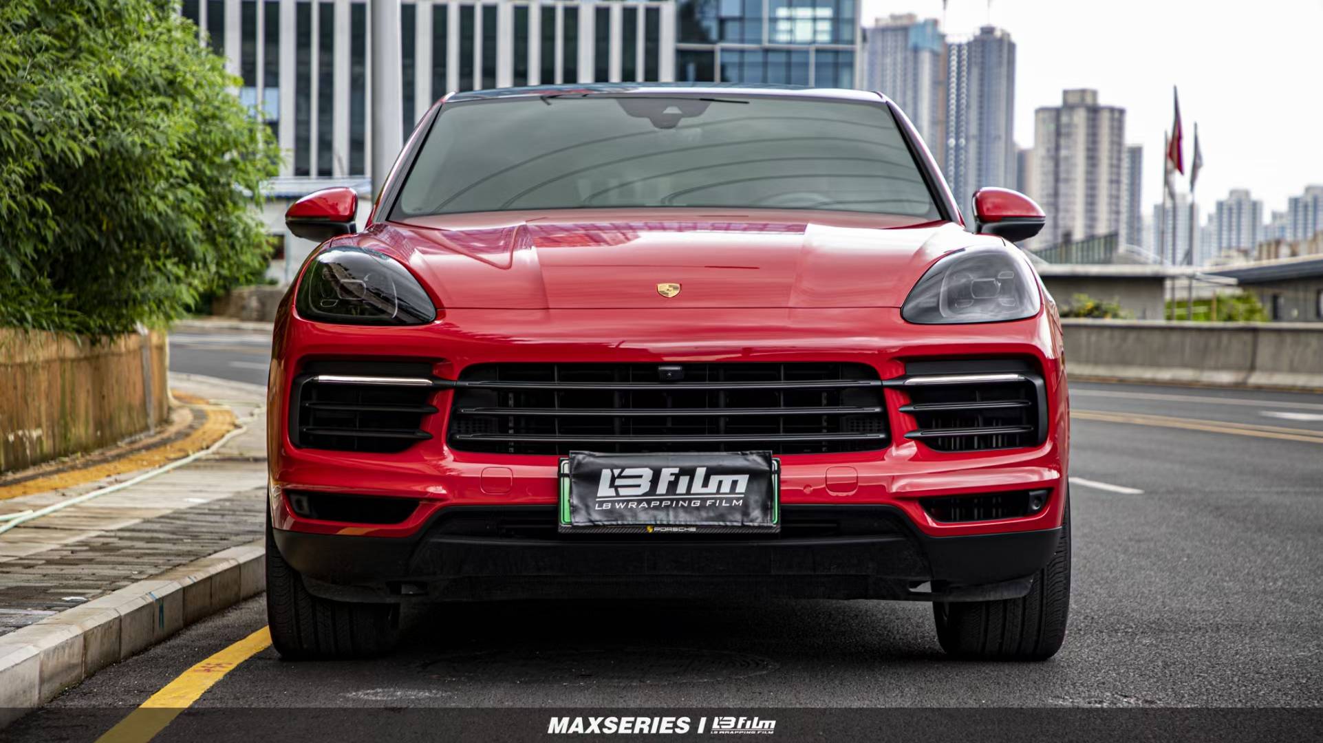 保时捷卡宴lbfilm改色膜胭脂红