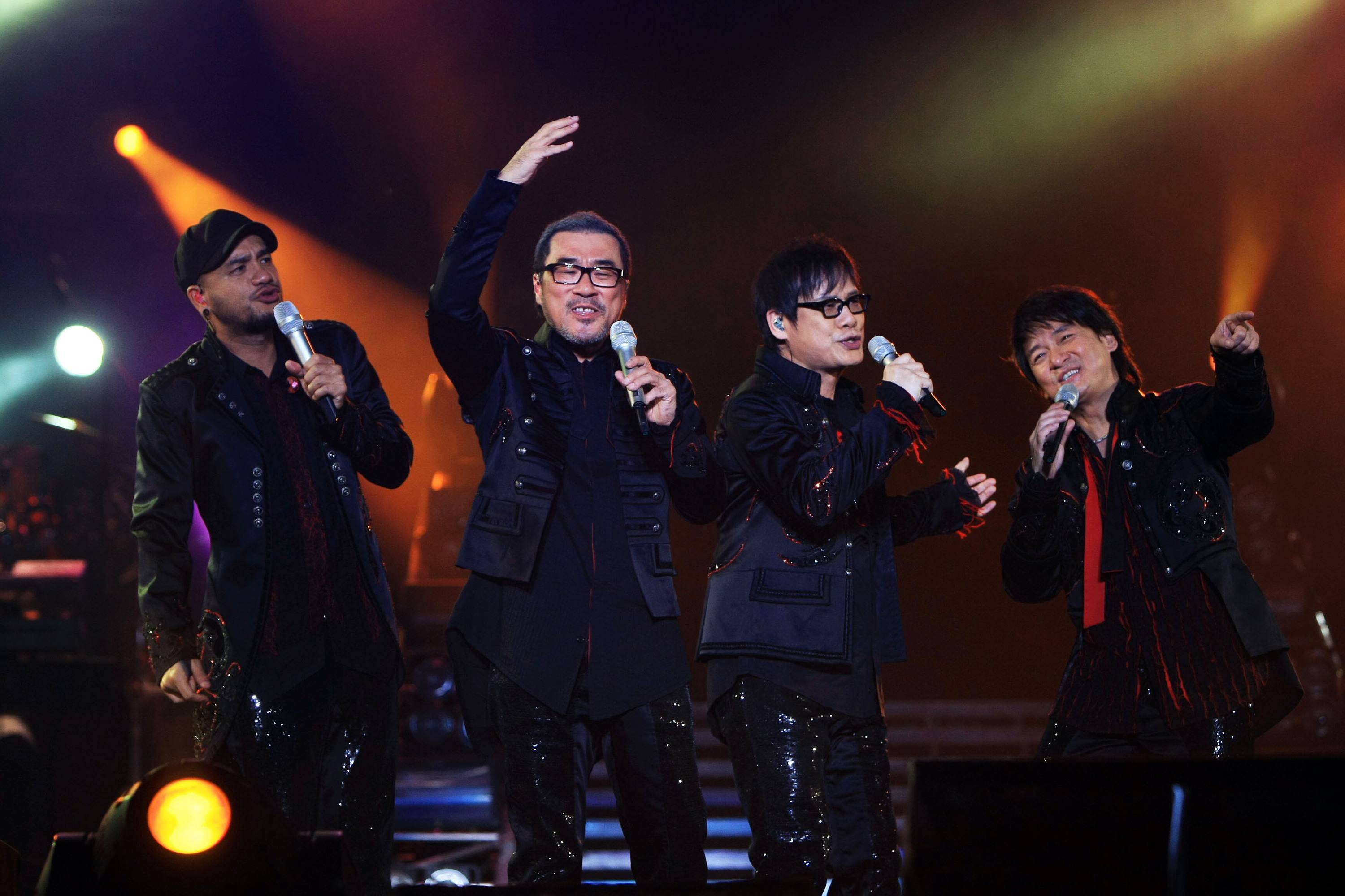 这是一支中国台湾乐队,由李宗盛,周华健,张震岳,罗大佑组成,代表作