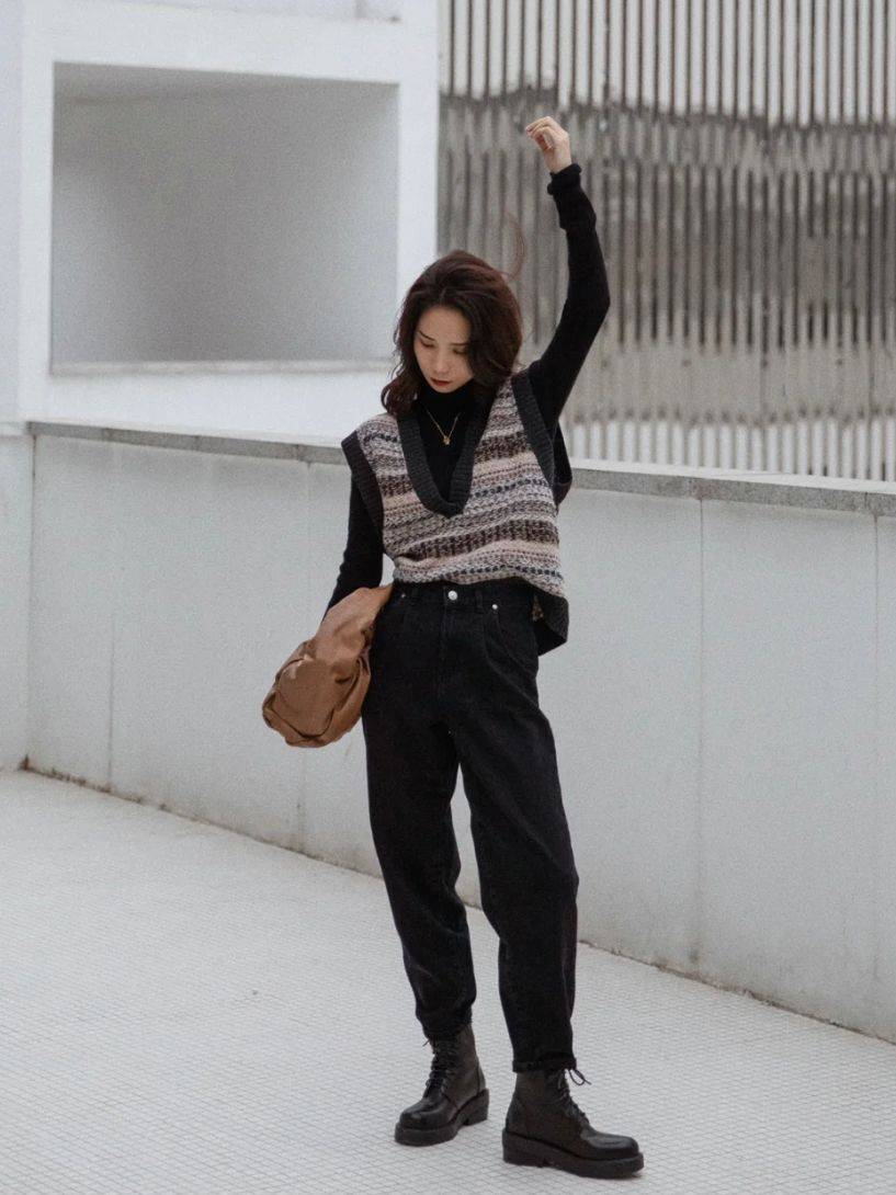 下半身 下半身偏胖的中年女人，别只知道穿阔腿裤，其实这些裤子更显瘦