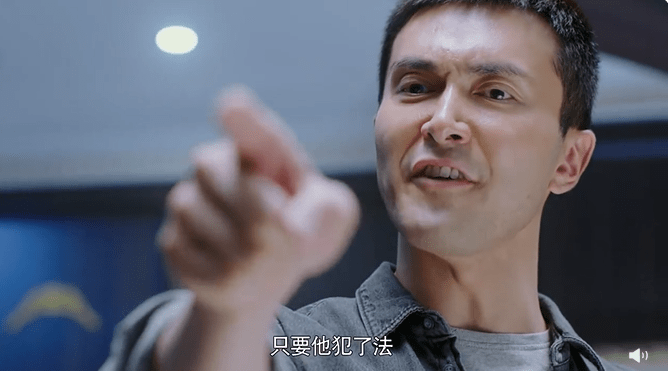 军旅|深夜收视破一！央视这部大剧一出，我被高伟光演的军旅硬汉帅到了！