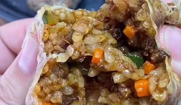 个人感觉|春季，我家早餐多吃它，包上馅一烙，外皮香酥内鲜香，比烧麦好吃