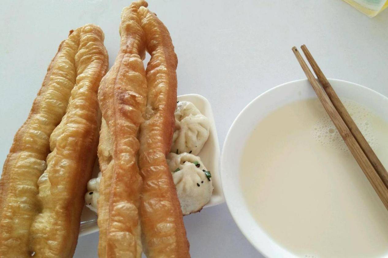 日本人不喝粥,也不吃豆浆油条包子,那他们早餐都吃些什么?