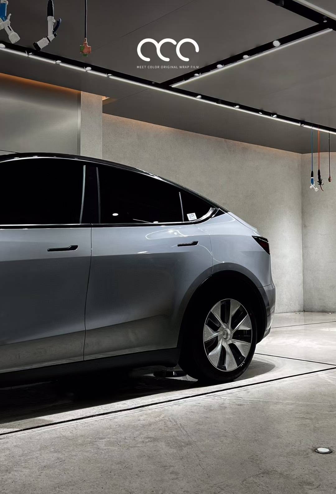 特斯拉model y全车漫彩改色膜超亮pet纳多灰_nando_gray_bright