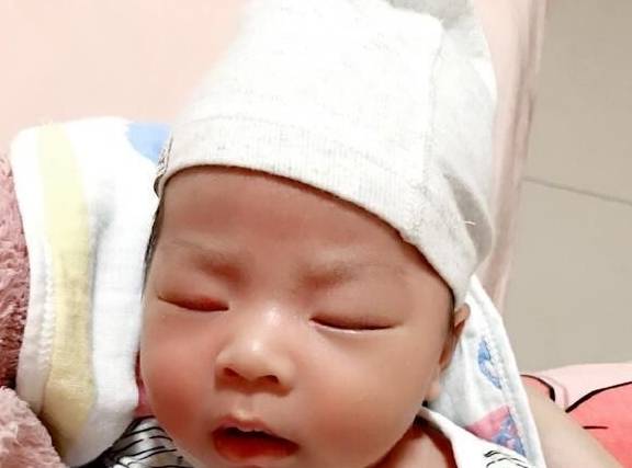 婴儿几个月可以吃点酱油 daf84d10b44b4f45946a6c79638a9676.jpeg