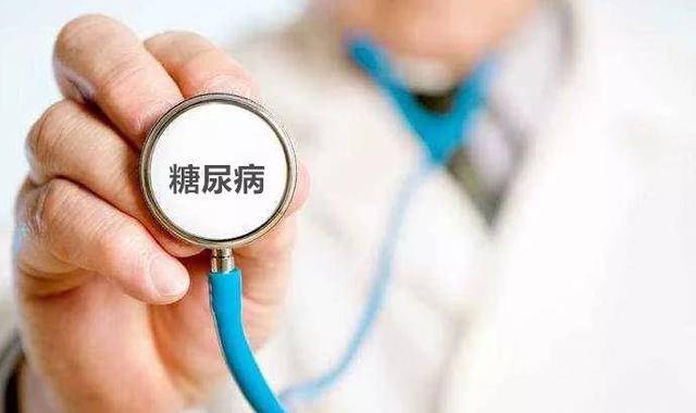并发症|坚持喝2年牛奶，32岁女子确诊糖尿病？内科医生：无知害了自己