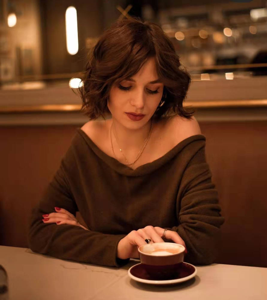 原创今年春天穿法式复古风优雅浪漫如巴黎女人