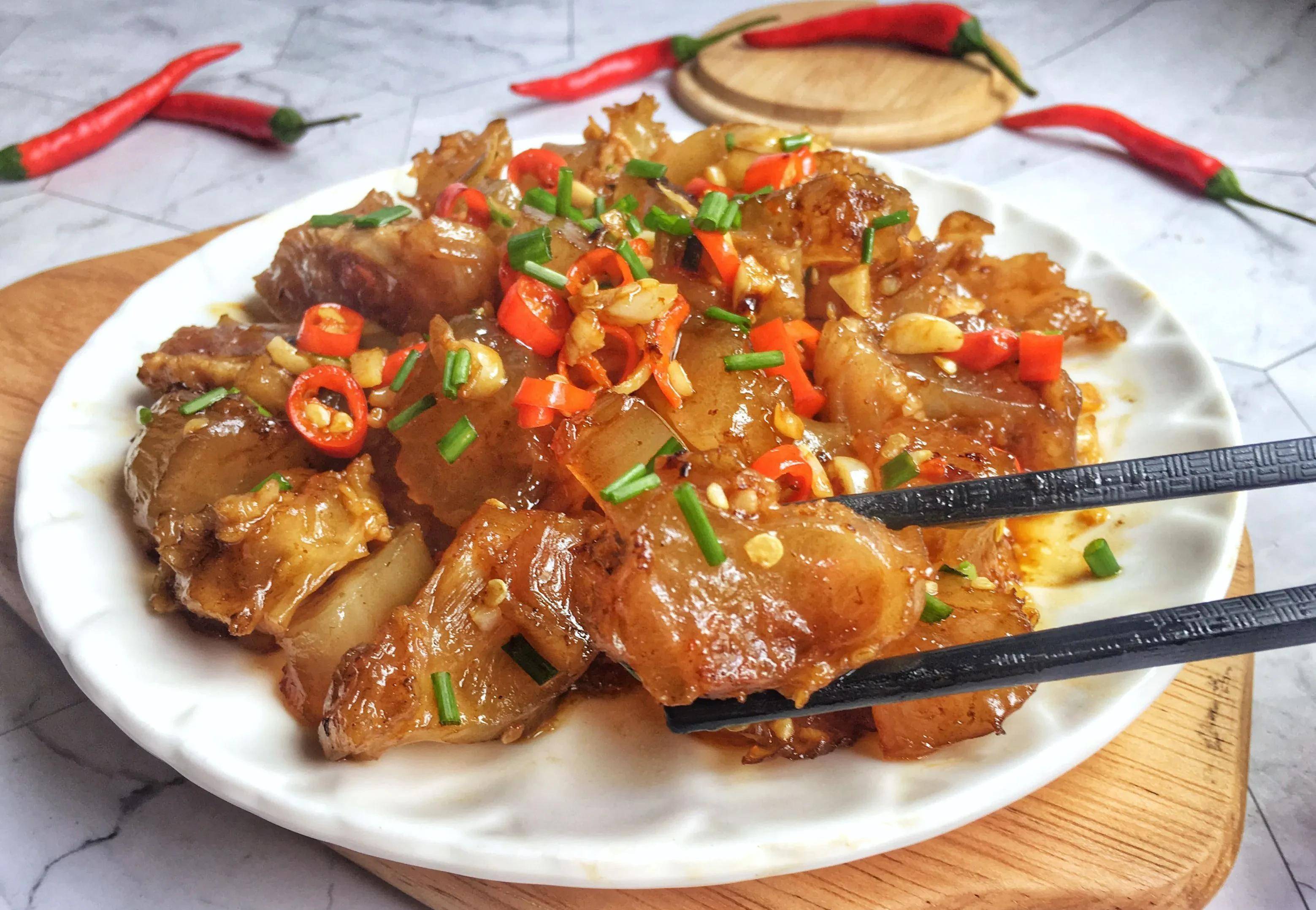 挑选三道美食,香嫩可口,制作简单,老少皆宜_豆子_牛筋_葱花