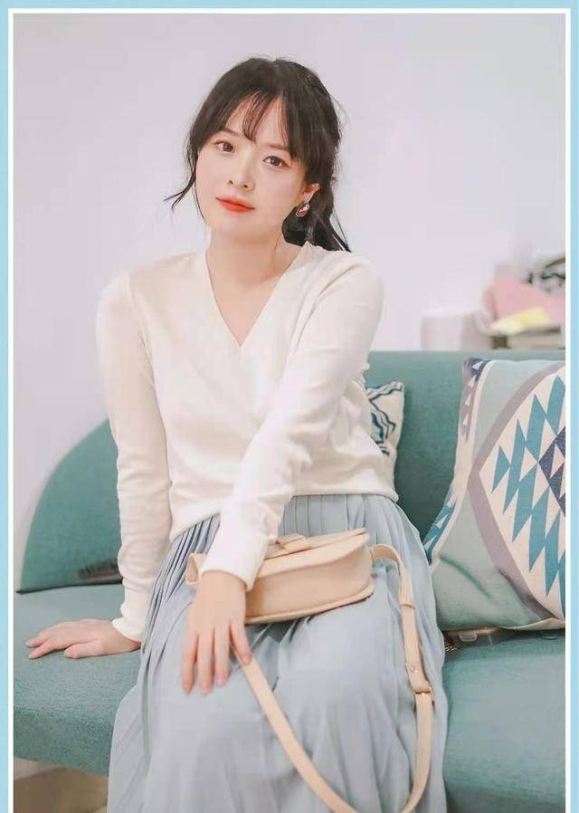 优衣库 8件单品搭配出10套look，适合上班和通勤