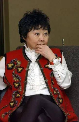 亚洲女首富丈夫被退休警察再次绑架2亿赎金换不死冤魂