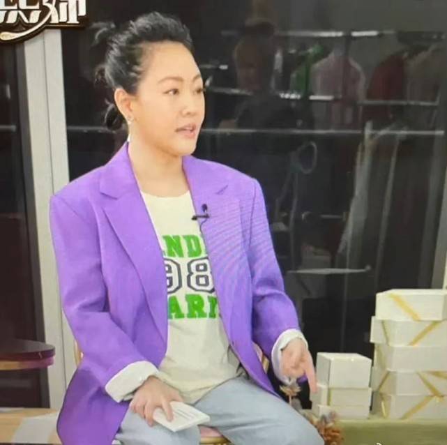 亮点 小S已被具俊晔拿下？晒美照获得姐夫点赞，穿卫衣暴瘦颜值不逊色大S